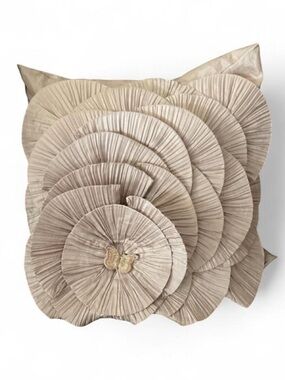 NWOT Lenox Ruffled Layered Floral Throw Pillow Case